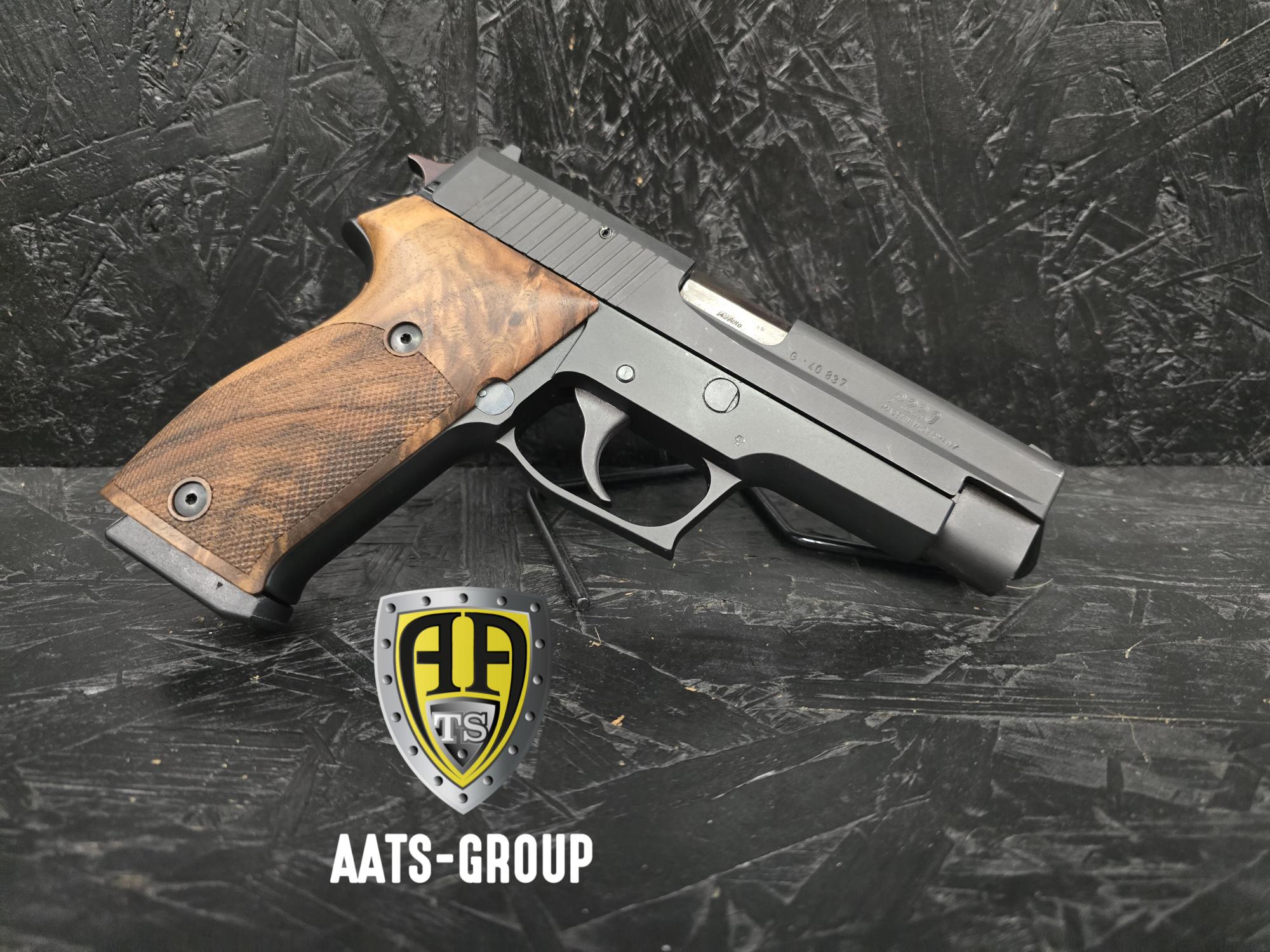 OCCASION Pistole SIG SAUER P220 .45 ACP - Zustand 1 — Bild 2